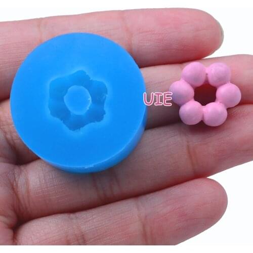 GYL169U 14.8mm x 11.5mm Hexagonal Lace Cake Silicone Mold Fondant Cake Decoration Candy Resin Clay Earrings Necklace Craft Soap