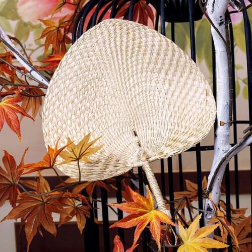 Cattail Leaf Fan Summer Hand-Knitted Grass Fan Hand-Cranked Cattail Leaf Fan Palm Leaf Nagu Wind Cool Banana Old Cattail Fan