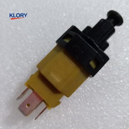 S18-3720030 Brake light switch for CHERY ARRIZO 3/5/7 TIGGO QQ E3 E5 x1 G5 A3 A5