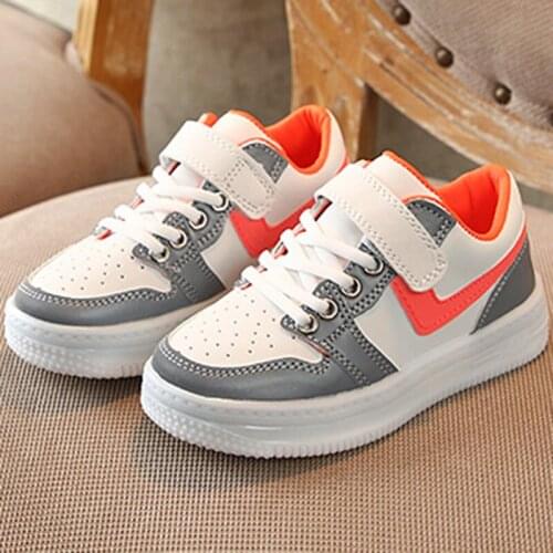 Childrens sports shoes spring 2020 new Korean fashion boys casual shoes non-slip breathable girls shoes
