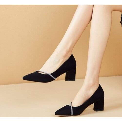 Thick heel single shoes womens new spring 2020 shallow mouth versatile soft leather pointed heel spring and autumn mother