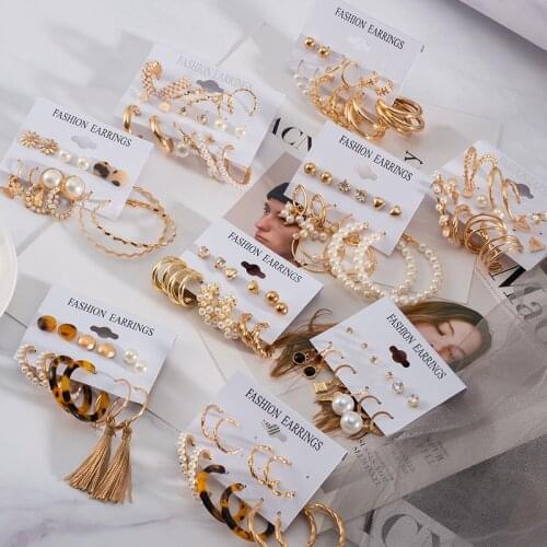 Womens Earrings Korean Stud Earrings for Women Vintage Pearl Hoop Tassel Pendant Golden Earring Set 2021 Trend Earings Jewelry