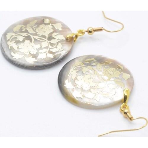 New Fashion Classic Natural Abalone Shell Round Shape Pendant Earrings Accessories Eardrop Womens Day Gift Keepsake Y661