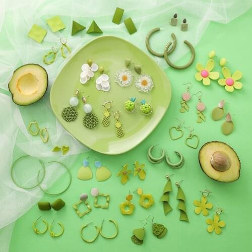 HUISHI Woman Earrings Internet Celebrity Green Avocado Acrylic Flower Geometric Round Drop Earrings For Women Trendy Jewelry
