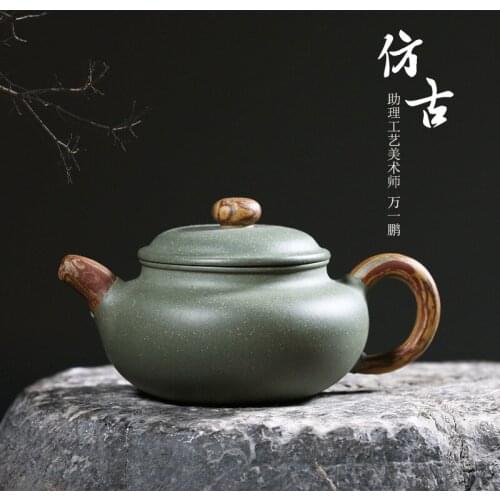 Ceramic tea-pot countries assistantengineer pure manual warping clay in the antique teapot undressed ore pea green sand