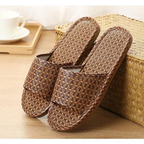 Thick Soled Bamboo and Rattan Slippers Bamboo Rattan and Grass Sandals and Slippers for Home and Outdoor Use In Spring and Summe