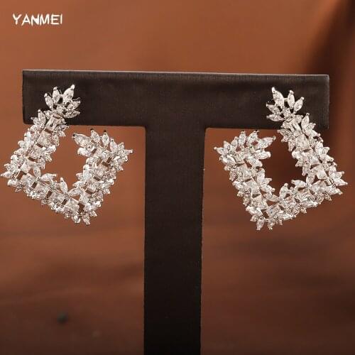 Luxury Shiny White Micro-inlaid Cubic Zirconia Geometric Stud Earrings for Women Fashion Luxury Square Wedding Bridal Jewelry