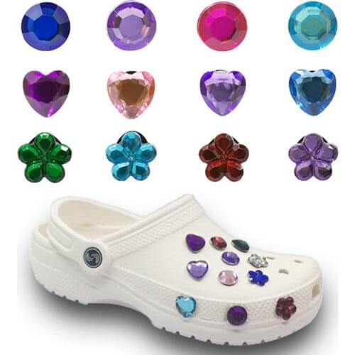 1pcs Crystal Heart-shaped flowers Shoe Charms Garden Shoe Accessories Buckle Decorations Fit Croc Wristband JIBZ Kids X-mas