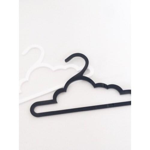 1PC Nordic Scandinavia Handmade Wooden cloud Cloth Hangers Clothes Dryer Rack For Baby Kids Decor Crafts Clothing Display MI 013