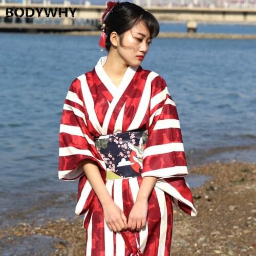 New Japanese Kimono Female High Quality Red Dress Kimono Anti-wrinkle Kimono Japanese Fashion