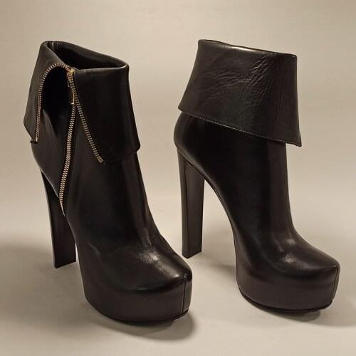 Women Stylish High Quality %100 Genuine Leather Light Weight Comfortable Pointed Toe Zipper Mid Boots High Heels Platform Base