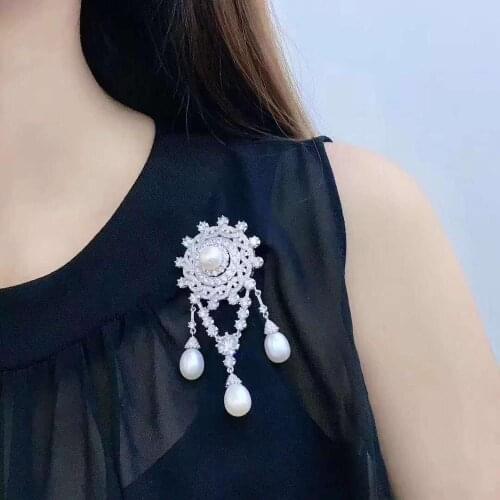 Womens Fashion White Pearl Silver Plated corsage Crystal Brooches pin
