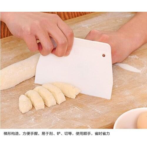 Cream cake dough and cut knife baking scraping board plastic scraper trapezoidal plate small baking tools silicone spatula