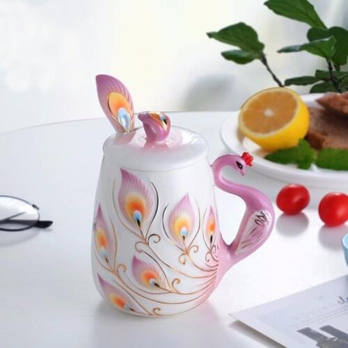 Enamel Peacock Coffee Mugs Tea Cups and Mugs With Spoon Creative Home Office Mark Drinkware Home Decor 450ml