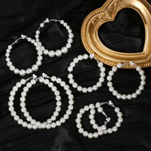 Round Different Size in Diameter White Pearls Hoop Earrings Women Oversize Pearl Circle Ear Rings Earring Elegance