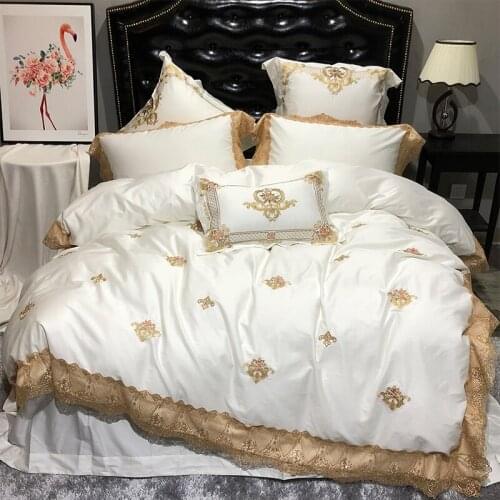 White Luxury Golden Lace Embroidery 80S Egyptian Cotton 4/7pcs Bedding Set King Queen Duvet Cover Bed sheet Bed Linen Pillowcase