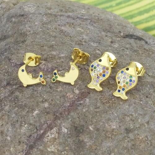 Rainbow Dolphin Stud Earrings For Women Simple Design Cheap Studs Earring Fashion Jewelry Multicolor Fish Stud Earrings arcoiris