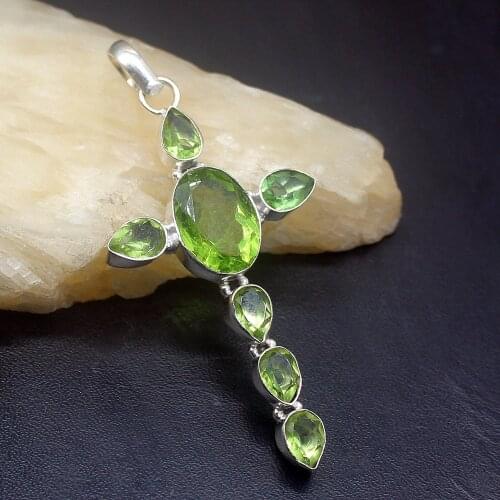 Gemstonefactory Jewelry Big Promotion 925 Silver Rare Stylish Green Peridot Women Ladies Mom Gifts Necklace Pendant 0358
