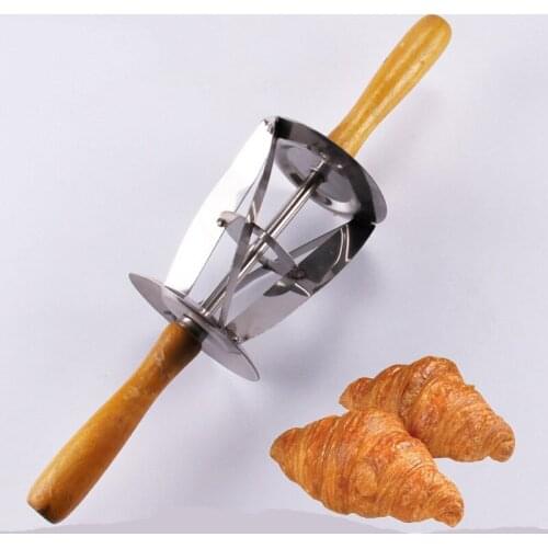 Wooden Handle Stainless Steel Triangle Rolling Dough Cutter for Making Croissant Triangle Rolling Knife For Croissant Bread HM26