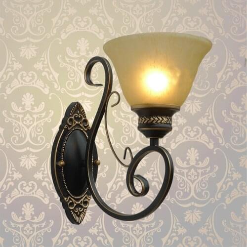 American rural retro wall lamp Nordic industrial loft sconce creative restaurant bar aisle bedside lamp outdoor wall light e27