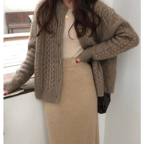 Casual loose cashmere cardigan womens round neck long sleeve knitted wool sweater warm and comfortable single breasted coat