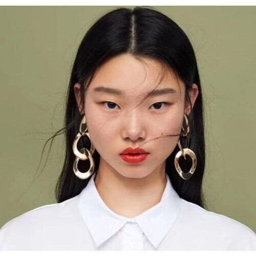 Hot selling New Geometric Fashion Parts Exaggerated Creative Alloy Chain Ring Buckle Earrings for Women drop earrings jewelry