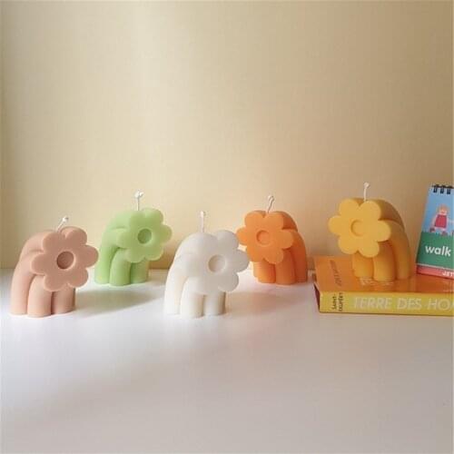 Creative Bending Bear Flower Heart Design Candle Silicone Mold Diy Plaster Mould Soap Making Handmade Ornaments Home Decor