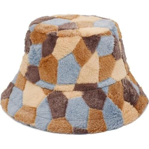 New Women Men Football Stitching Bucket Hats Autumn Winter Warmth Lambswool Fisherman Hat Popular Plush Plaid Cap Bob Homme