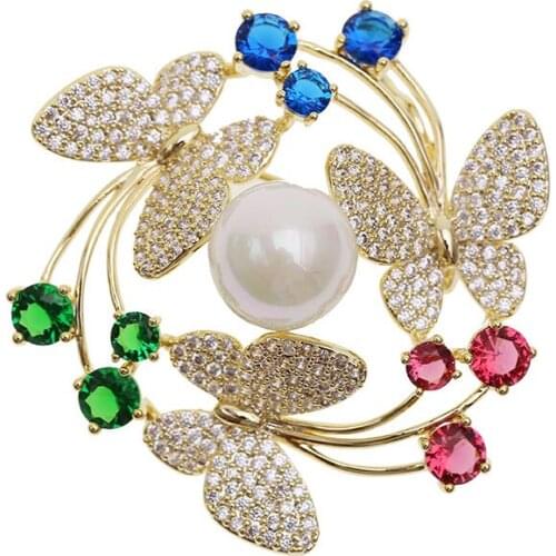 Red Trees 2018 New Brooches Pins For Women High Quality Fashion Sparkly Butterfly Brooch Gifts For Women Drop Shipping With Box