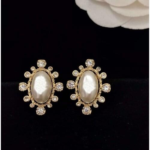 2020 New Design Luxury Brand Jewelry Fashion Pearl Earring For Women Party Wedding Daily Designer Accessaries