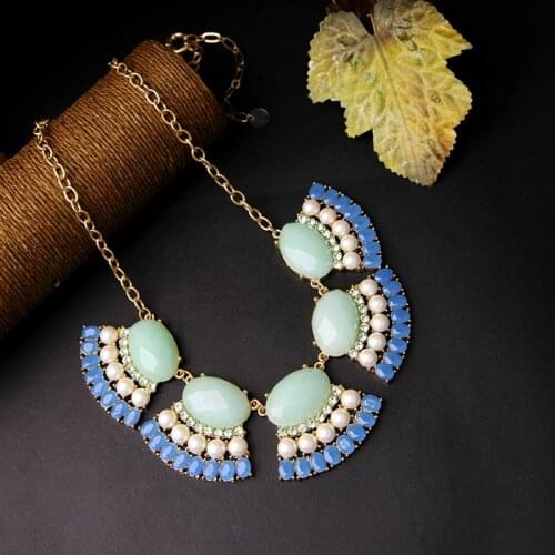 Uer Bohemia Style Hyperbole Women Statement Necklaces Unique Acrylic Crystal Sweater Necklaces Fashion Jewelry Clearance Sale