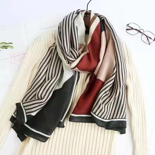 2020 New Soft Stripe Print Scarves Shawls Long Soft Viscose Stripe Scarf Hijab Wrap 2 Color 10pcs/LOT Wholesale