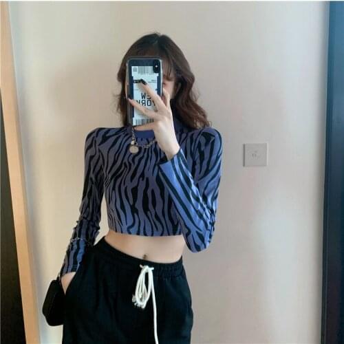 To film in new winter zebra top female brief paragraph show hilum of tall waist elastic inside take long sleeve T-shirt