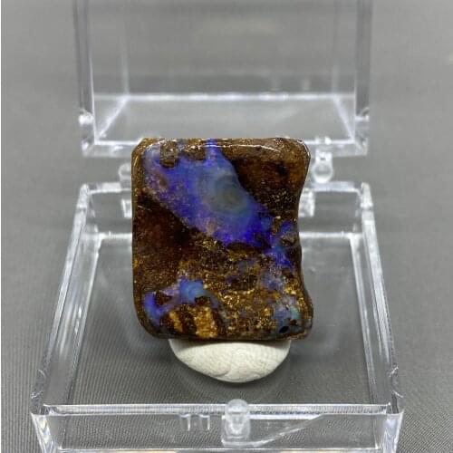 100% natural rare Australian iron opal (photographed in wet water state) gem mineral specimen quartz gemstones box size 3.4 cm
