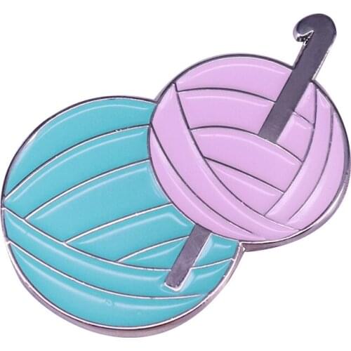 Knitting needles and yarn lapel pin craft badge creative knitters flair jewelry