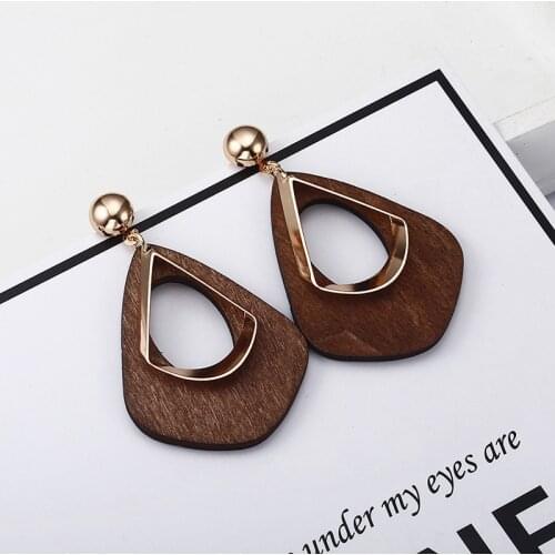2019 Fashion Statement Earrings Wooden Hollow Earrings for Women Water Drop Party Wedding Wholesale Jewelry Red Black Brown