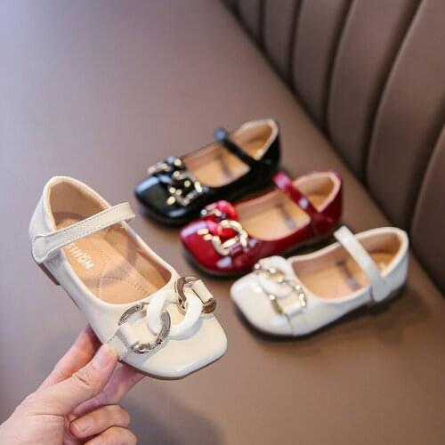 Childrens Square Metal Buckle Baby Red Leather Shoes Kids Korean Student Princess Soft And Comfortable Flats 2021 Autumn New