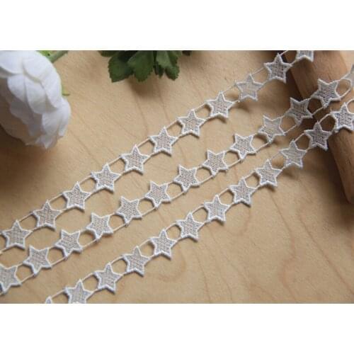 10Yds 1.5cm Width Star Applique Patch White Embroidered Lace Fabrics Womens Clothing DIY Laces Trim High Quality