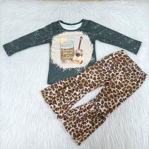 High quality children fall outfit girl long sleeve shirt and leopard bell pants clothing set baby girl guitar pattern set