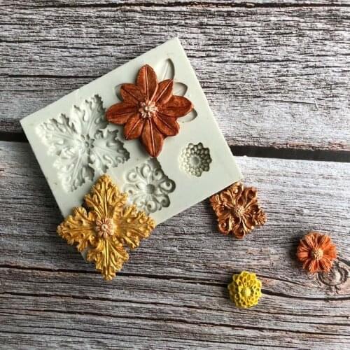 5 different flower silicone molds, chocolate baking utensils accessories, UV resin crafts, jewelry accessories molds