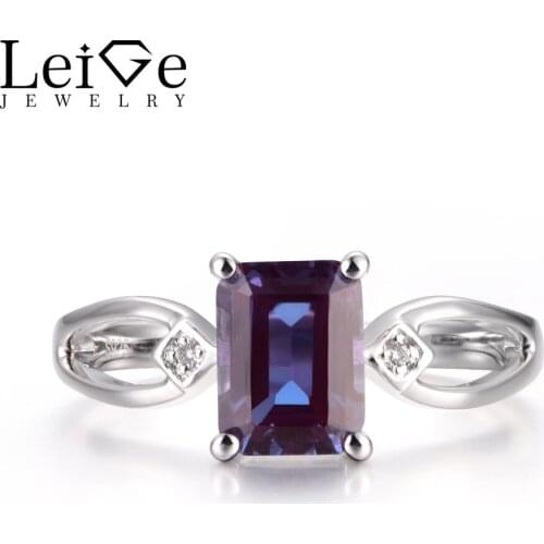 Leige Jewelry Unique Engagement Rings Alexandrite Rings June Birthstone 925 Sterling Silver Emerald Cut Gemstone Rings for Lady