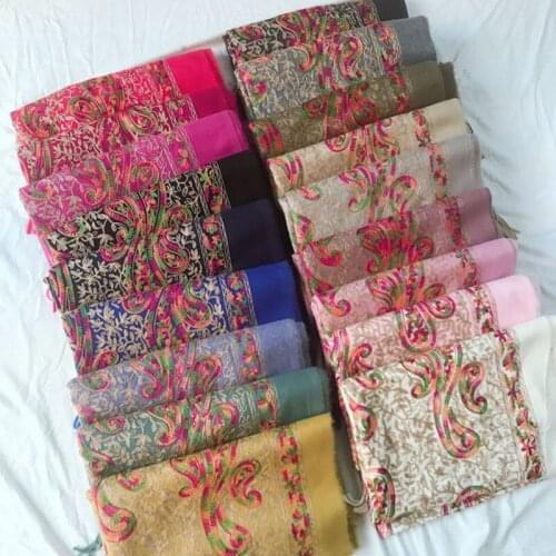 Luxury Brand Head Scarves Women Elegant Lady Scarf And Warm Shawl Long Embroidery Stoles Bandana Scarf Hijab Beach Blanket