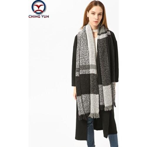 2017 thickening artificial wool scarf fashion woman 200*65 cm scarf big rectangle shawls lady two color stitching winter warm