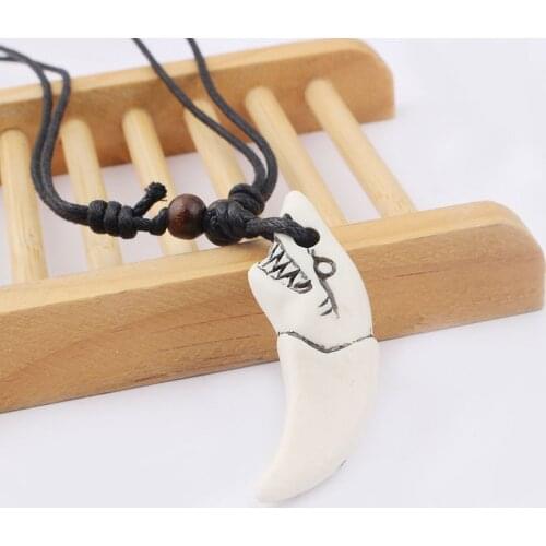 1pcs White Resin Faux Yak Bone Shark Tooth/Teeth Shape Pendant Necklace Surf Jewelry Abjustable
