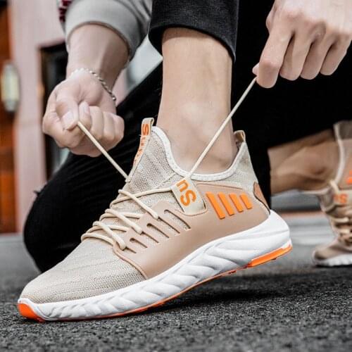 2020 spring and summer breathable flying mesh mens shoes fashion comfortable casual shoes mens sports shoes running shoes