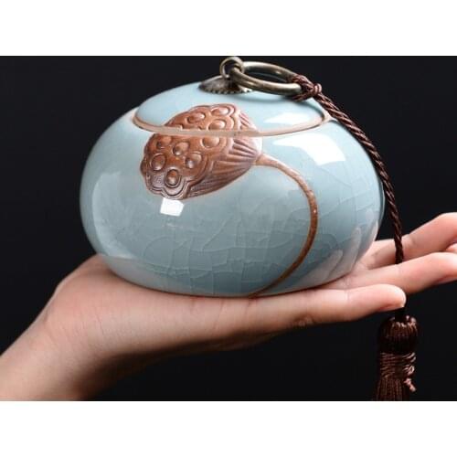 Traditional Chinese Style Relief Lotus Crackle Ceramic Tea Box Sealed Moisture-proof China Tea Storage Container