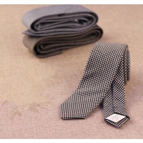 Classic Wool Cashmere Mens Ties New Design Narrow Neckties 5cm Slim Plaid Ties for Men Formal Business Wedding Party Gravatas