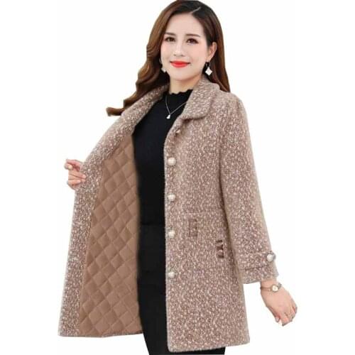 2020 New Winter Jackets Middle-aged Women Mink Fleece Coat Add Cotton Thicken Woolen Outwear Plus Size 5XL Suede Warm Tops KW288