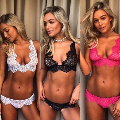 New 2018 Lace Padded Bra 3 Color White Black Light Red S-XL Push Up Underwear Set Bra and Panty Set Soft Bra Sets for Female