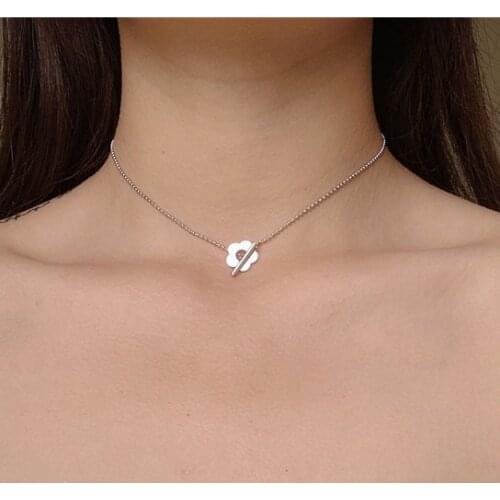 Elegant Sweet Flower Necklace For Women Simple Metal Beads Gold Silver Color Clavicle Chain Necklaces Lady Fashion Jewelry